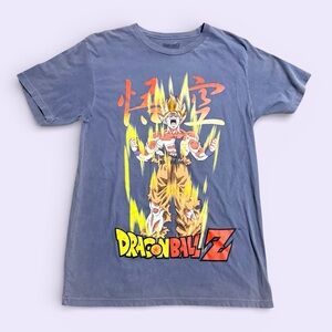 Dragon Ball Z Super Sayian Goku grey Medium T-Shirt NWOT